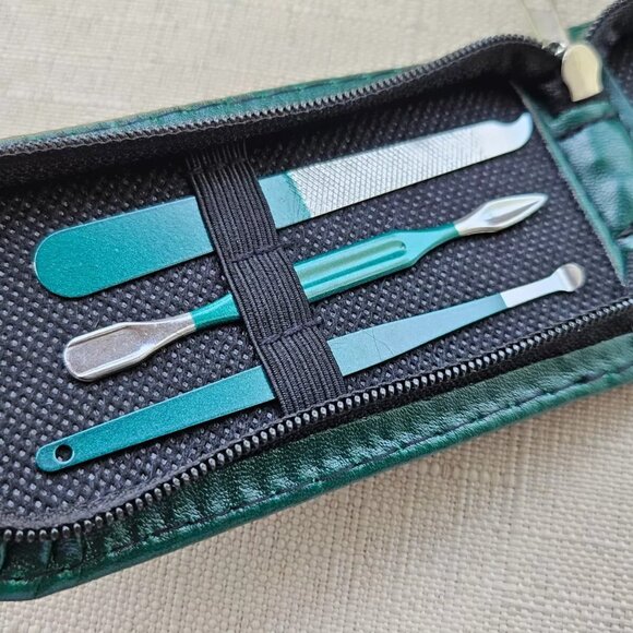 Piece Professional Manicure and Pedicure Tool Set Nail Clippers Cutters Pusher - Picture 3 of 10